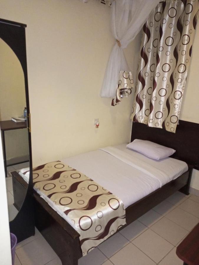 Beach View Hotel - קיסומו מראה חיצוני תמונה